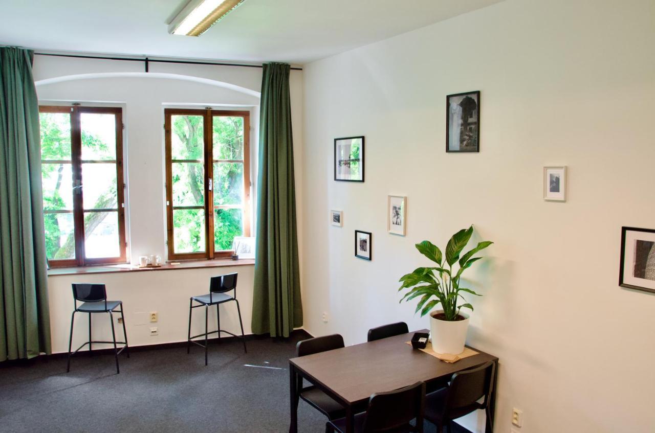 Elephants Apartments Pressburg Exterior foto