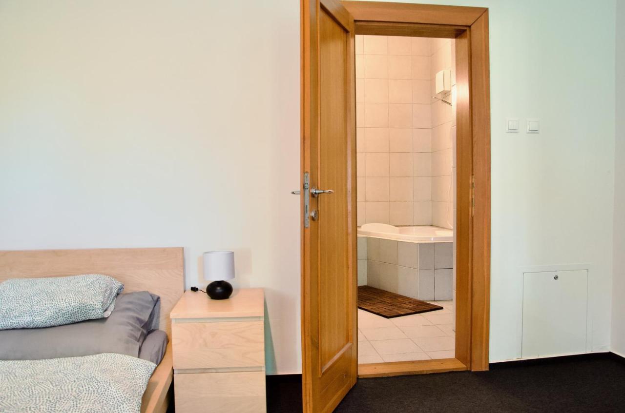Elephants Apartments Pressburg Exterior foto